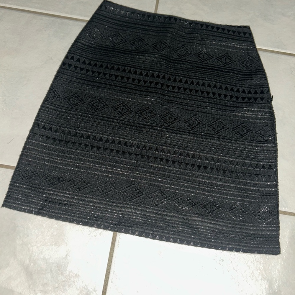 House Elegant Black Patterned Skirt